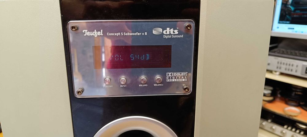 Сабвуфер Teufel Concept S SW R Dolby Digital/dts (відео роботи ! )