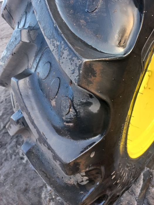 420/85r30(16.9r30) ursus John deere mf