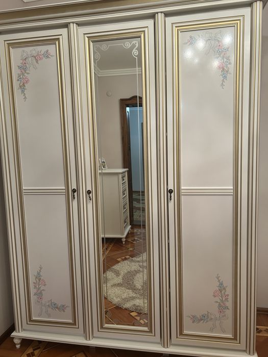 Комплект меблів для кімнати