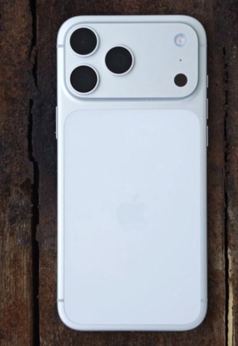 I phone 17 pro max