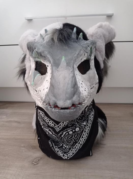 Furry Dino maska