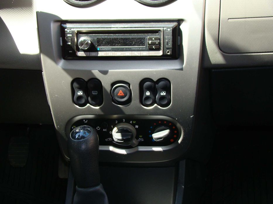 Dacia Sandero 2009