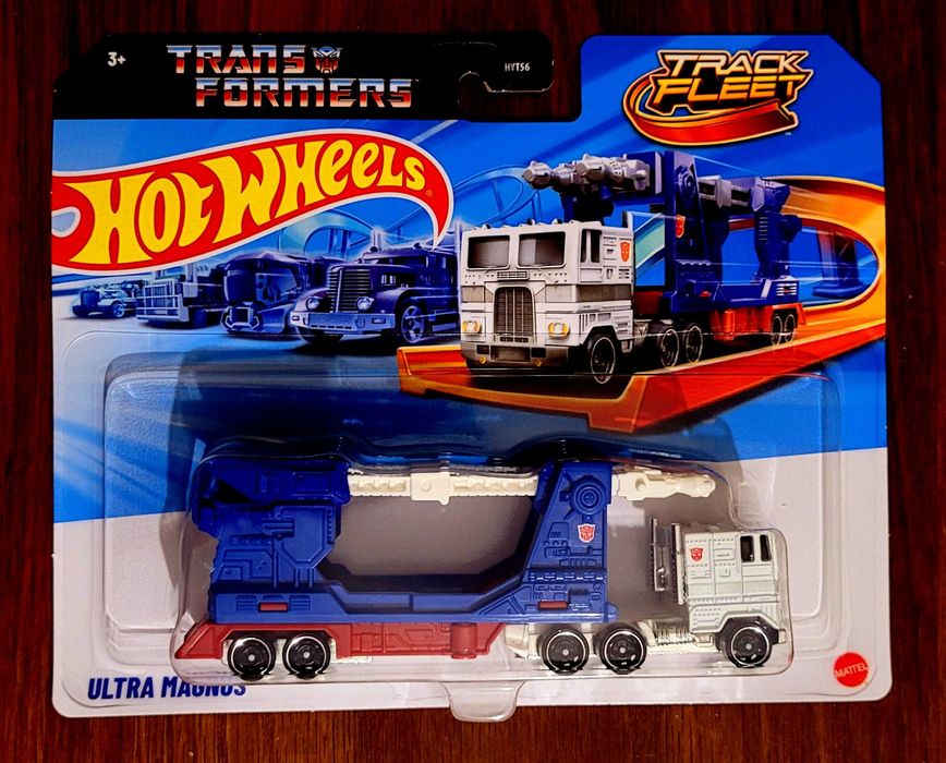 Hot Wheels Transformers Magnus Ultra
