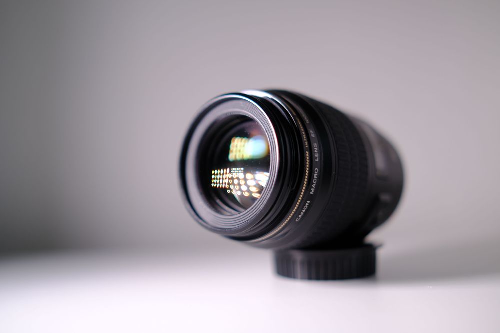 Canon 100mm f/2.8 Macro USM + гараниія  / без передоплат