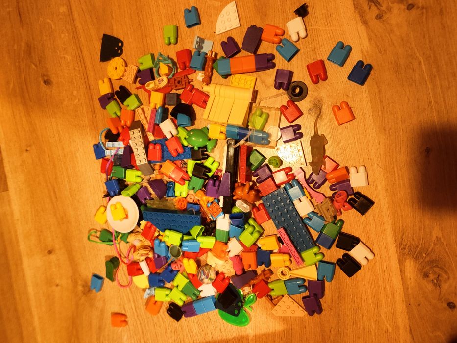 Klocki Lego 2.2kg + gratisy