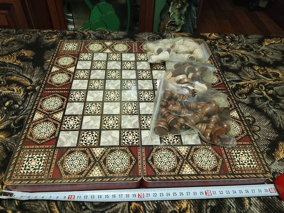 Шахи - розмір 50 × 50 ,40 × 40 см - 3 × 1 ( шашки, нарди).Дерево. Нове