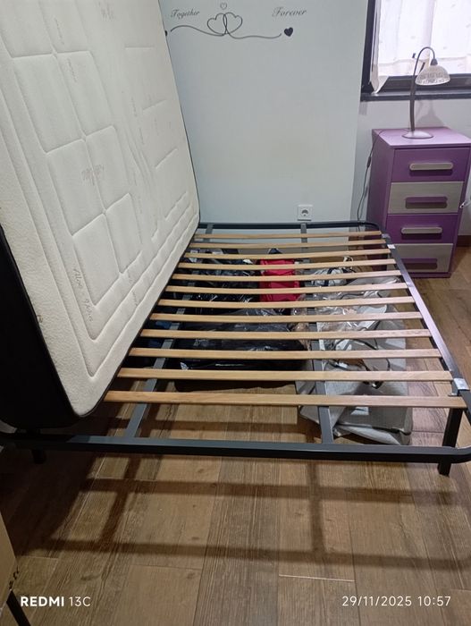 Colchão e estrado em bom estado