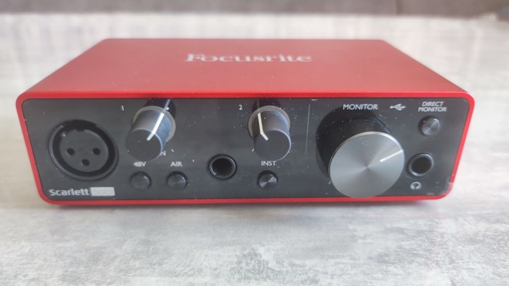 Звуковая карта Focusrite Scarlett Solo 3rd Gen (USB интерфейс)
