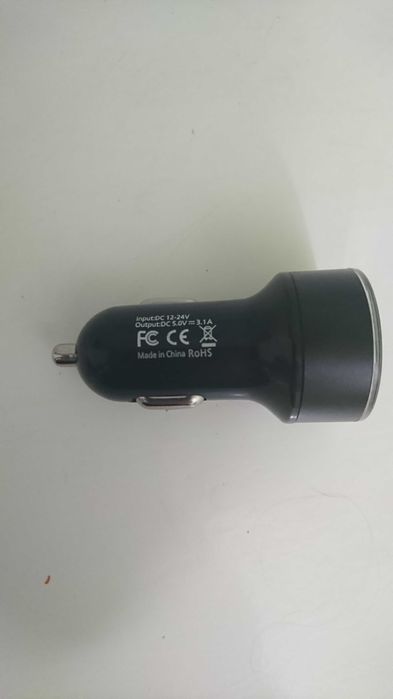 Зарядка в авто для телефону  Вольтметр12-24