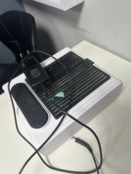 Витяжка для манікюру