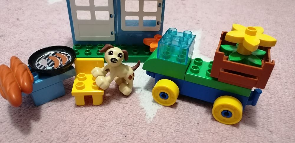 Duplo moja pierwsza budowla