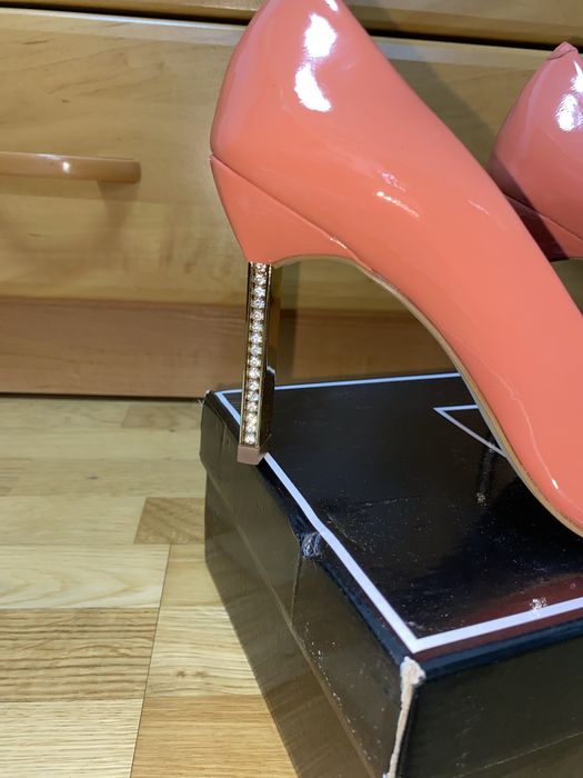 Buty/czólenka na obcasie rozm.40