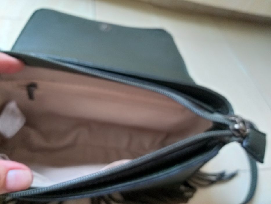 Torebka ciemna zieleń frędzle