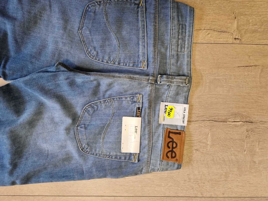 Nowe damskie spodnie jeansowe LEE Leola rozmiar W29 L33