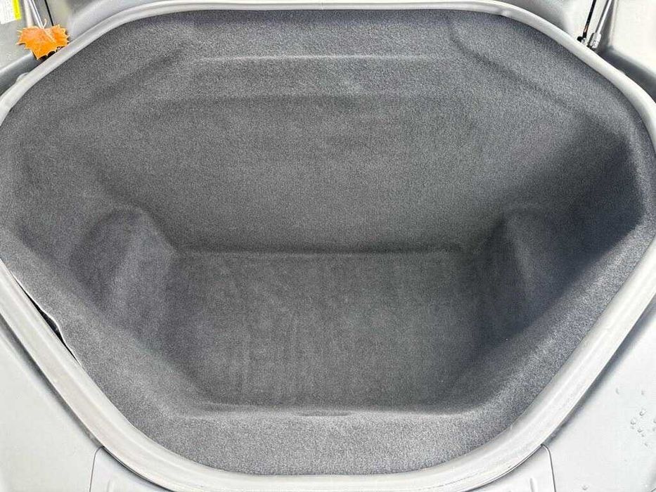 Tesla Model S P85D      2015