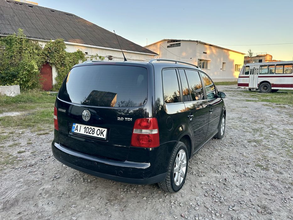 Продам Volkswagen Touran 2.0 Дизель
