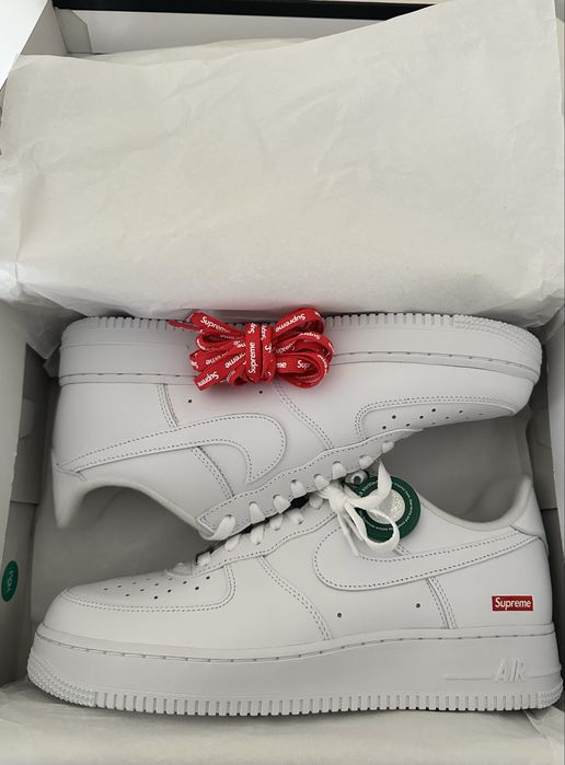 Nike Air Force 1 Low Supreme White