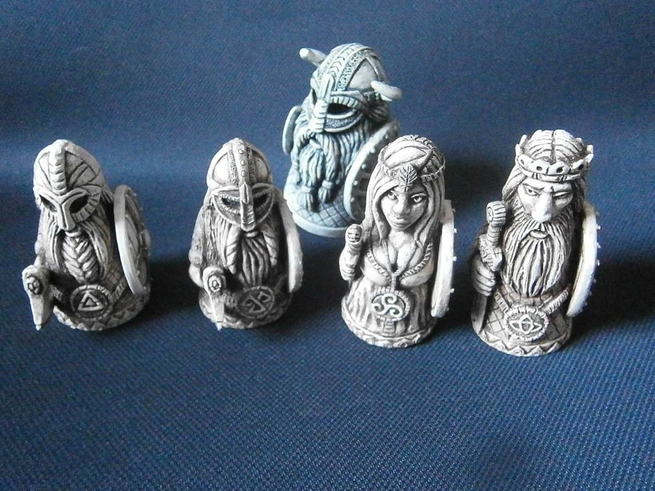 figurki wikingow