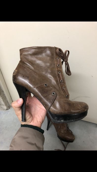 Botins Guess