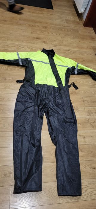Kombinezon przeciwdeszczowy motocyklowy