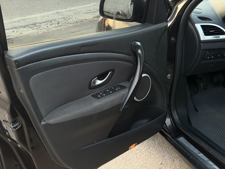 Renault Megane 3 1.6 газ/бензин 2010р