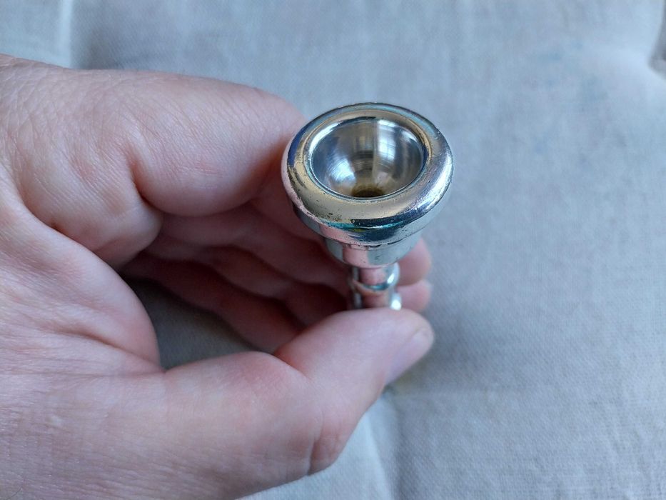 Bocal trompete Getzen Deluxe M (portes desde3.51€)