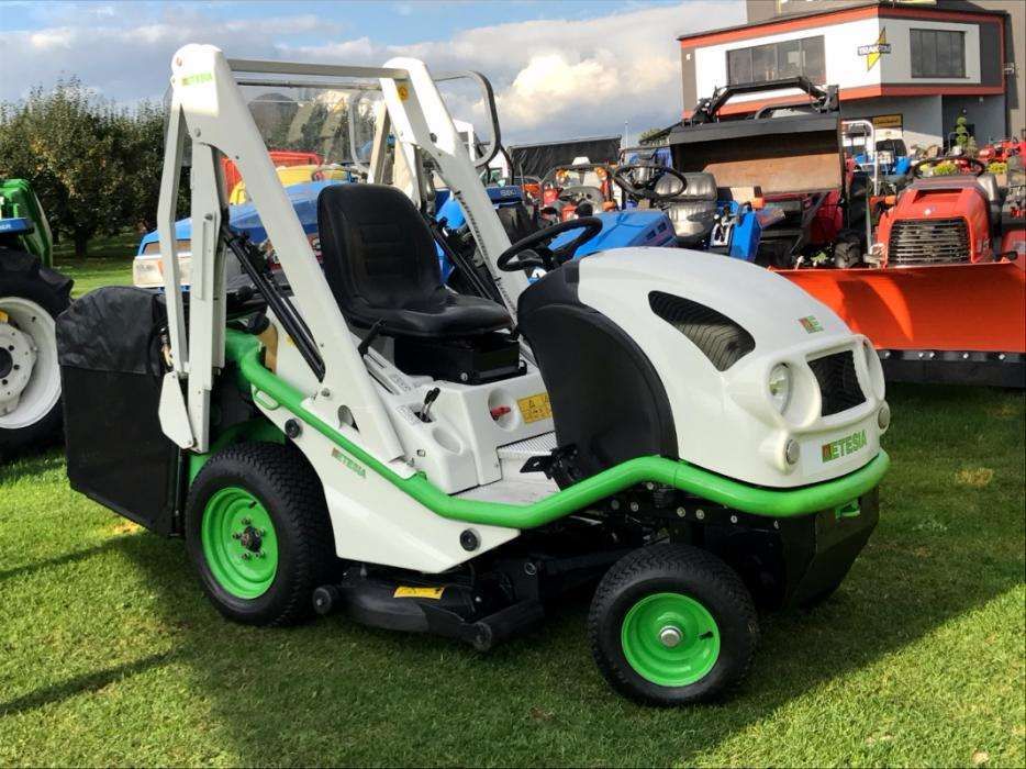 Kosiarka traktorek ETESIA HYDRO 100 Diesel, górny wysyp , Kubota , Iseki , John Deere