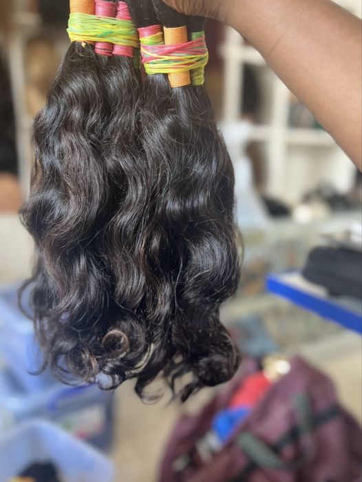 Extensões de Cabelo Humano Indiano | Nó Italiano & Queratina | Lisboa