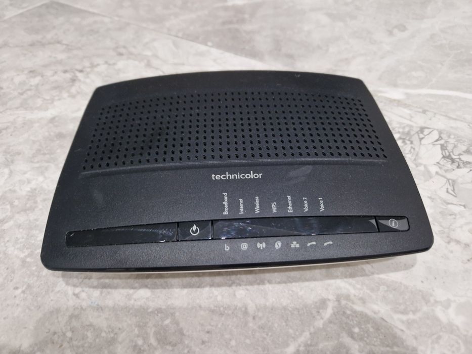 Router technicolor em bom estado