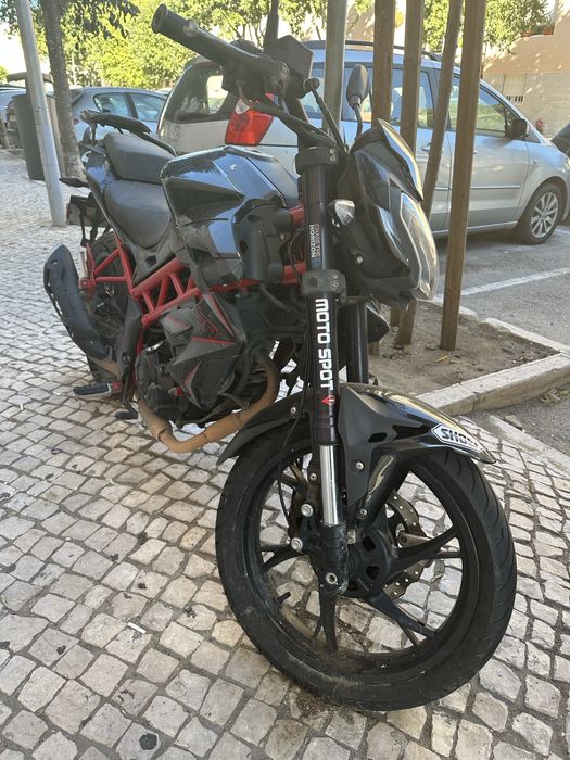 Mota impecavel para venda