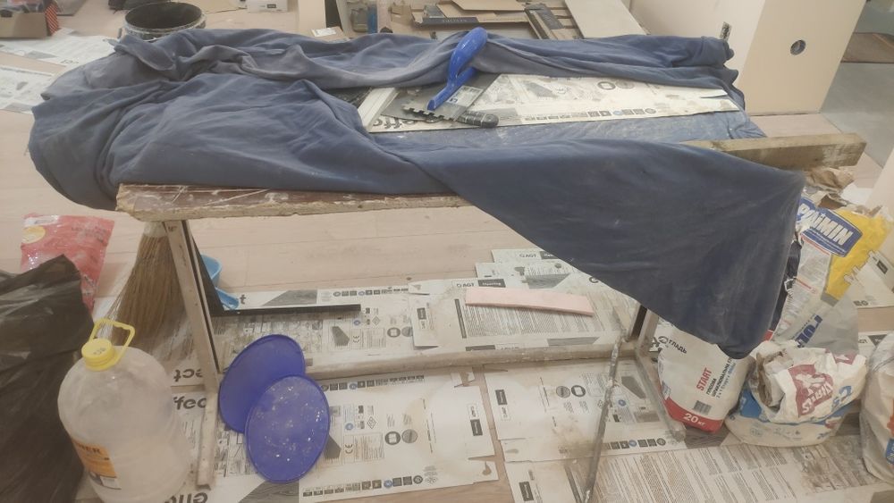 Парта, стіл для будівництва та ремонту