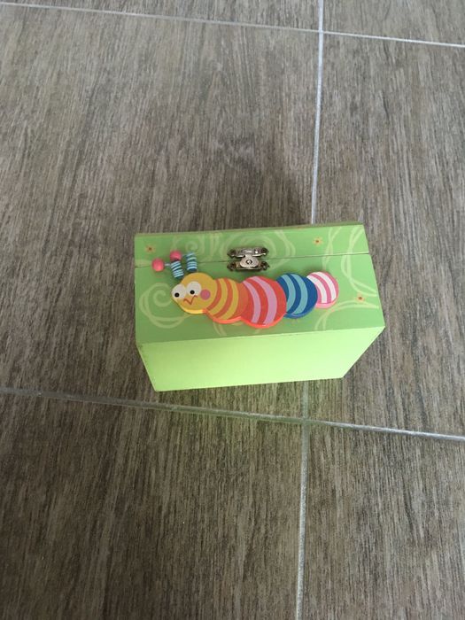 Children's Frame and Trunk Set64552999404801122