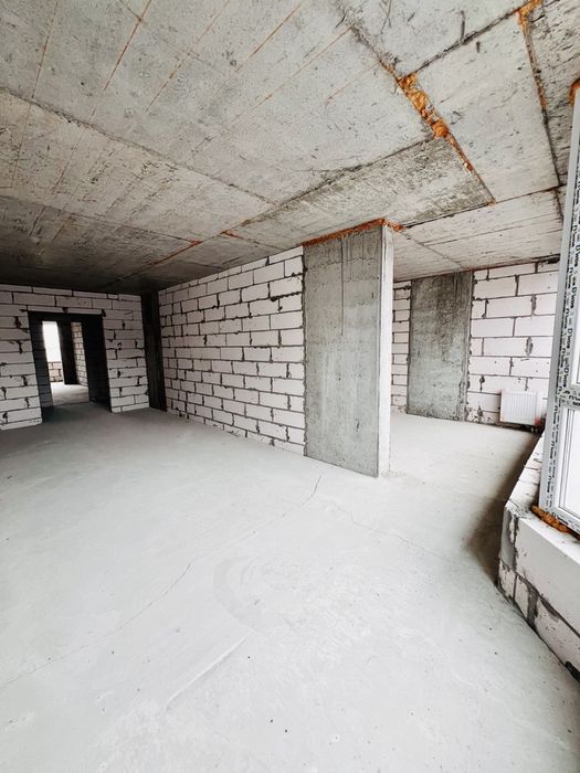 Центр! Видова 3 кімнатна квартира в новобудові  біля Любави