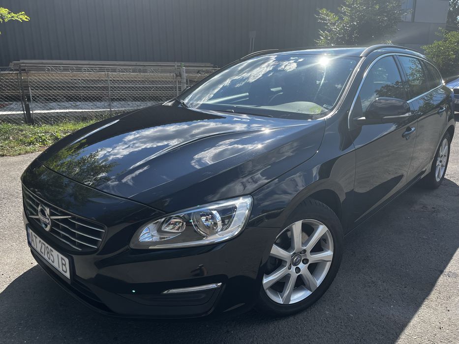 Volvo v 60 d2  2.0 дизель