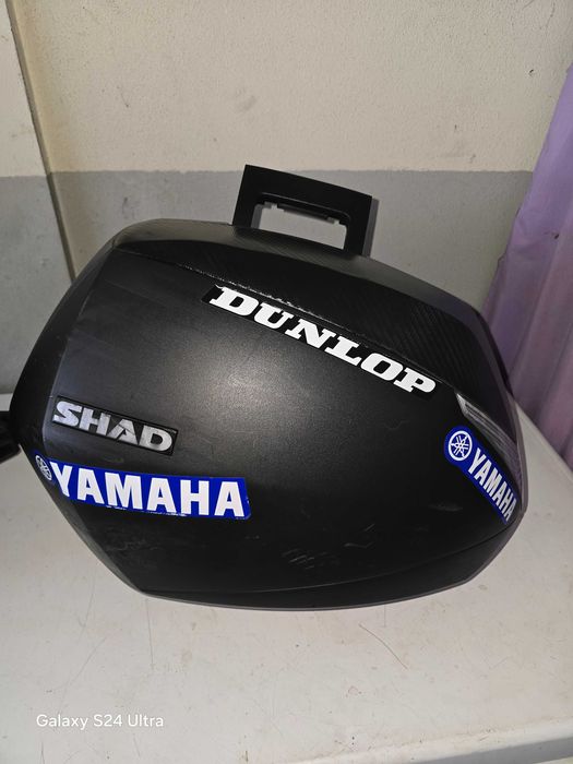 Vendo par de malas laterais SHAD SH36 CARBONO