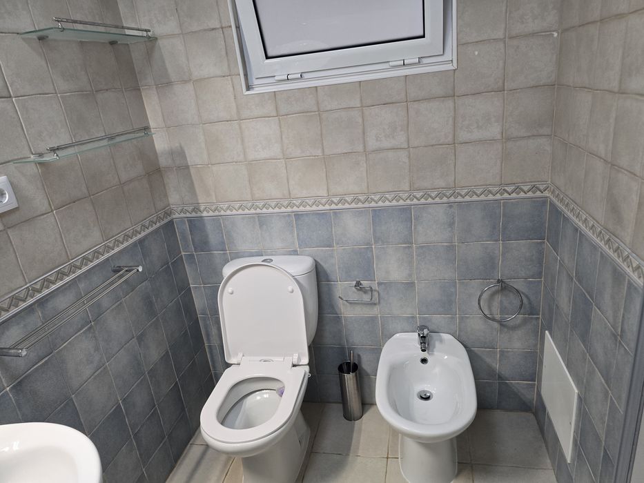 Arrendo Moradia T3 renovada c/ aparcamento