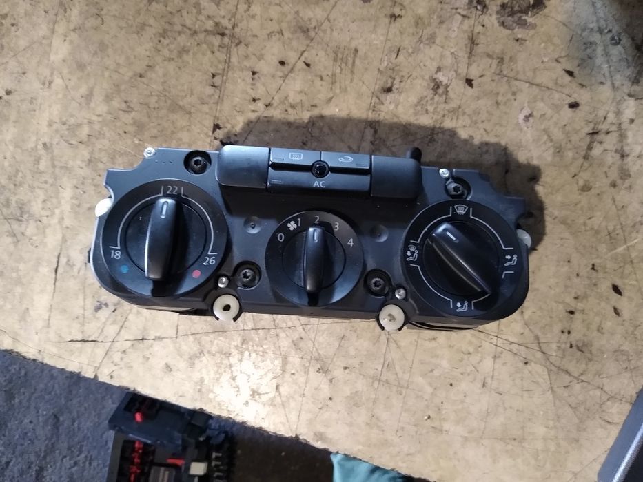 Panel klimatyzacji klimatronik VW touran golf V oryg różne stan bdb