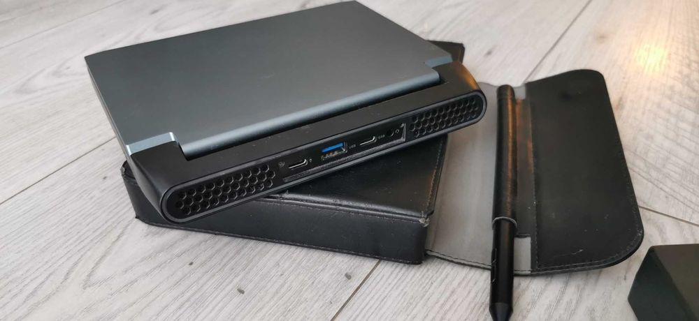 Micro Netbook Laptop ONE-GX1