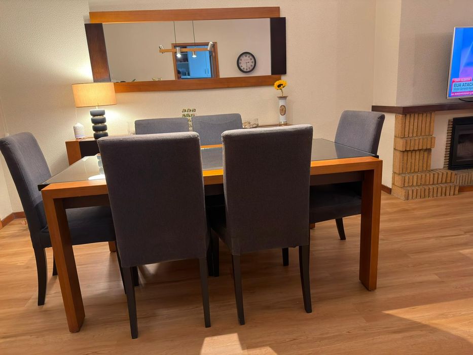 Sala de jantar completa