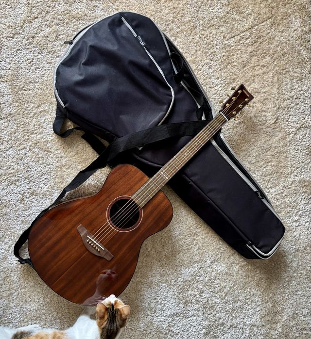 Guitarra acustica Yamaha Storia 3