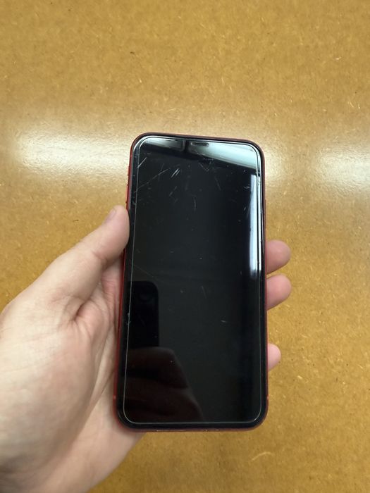iPhone 11 Red 128Gb