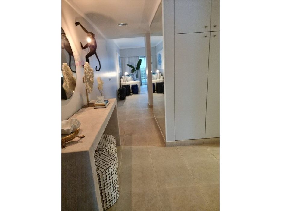Vende-se Apartamento T1 em Resort de Luxo, Portimão
