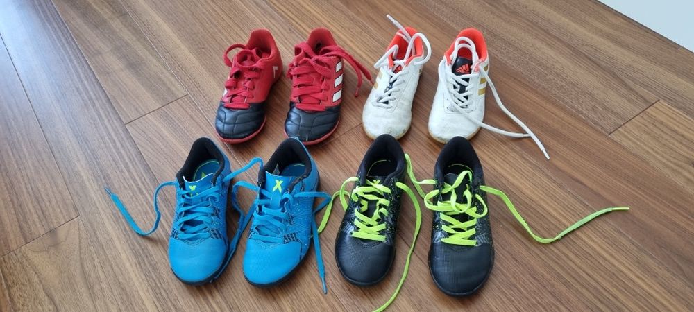 Chuteiras adidas criança 30-31,5