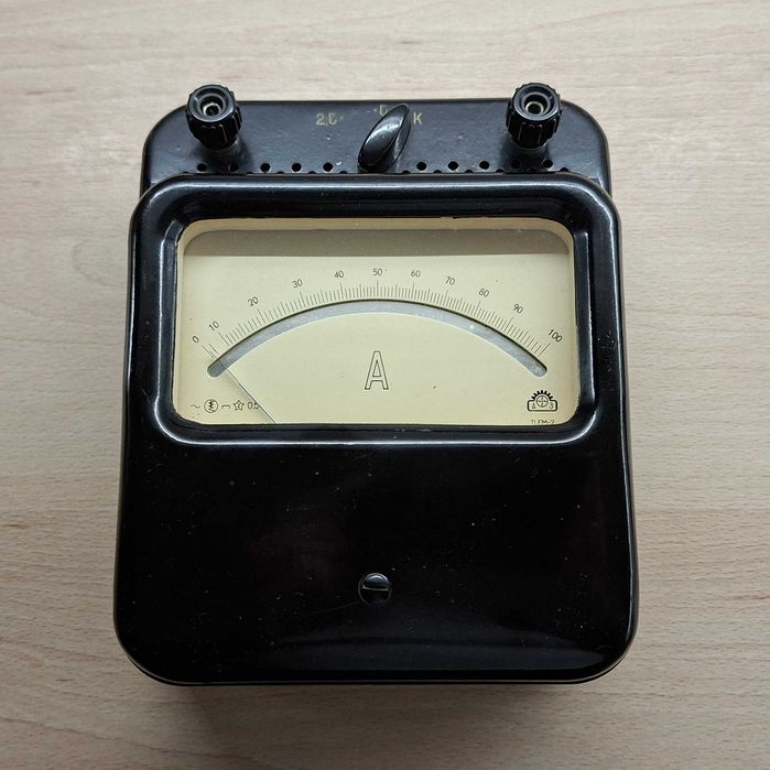 Amperomierz laboratoryjny 0-100 A