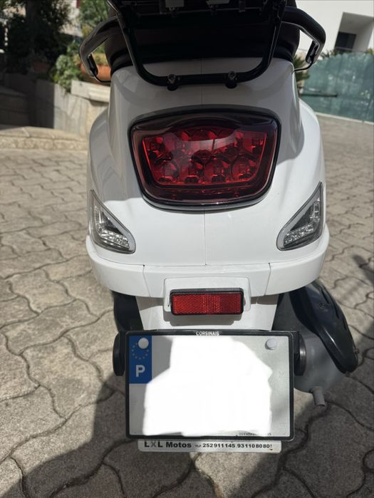 Scooter Branca 125cc