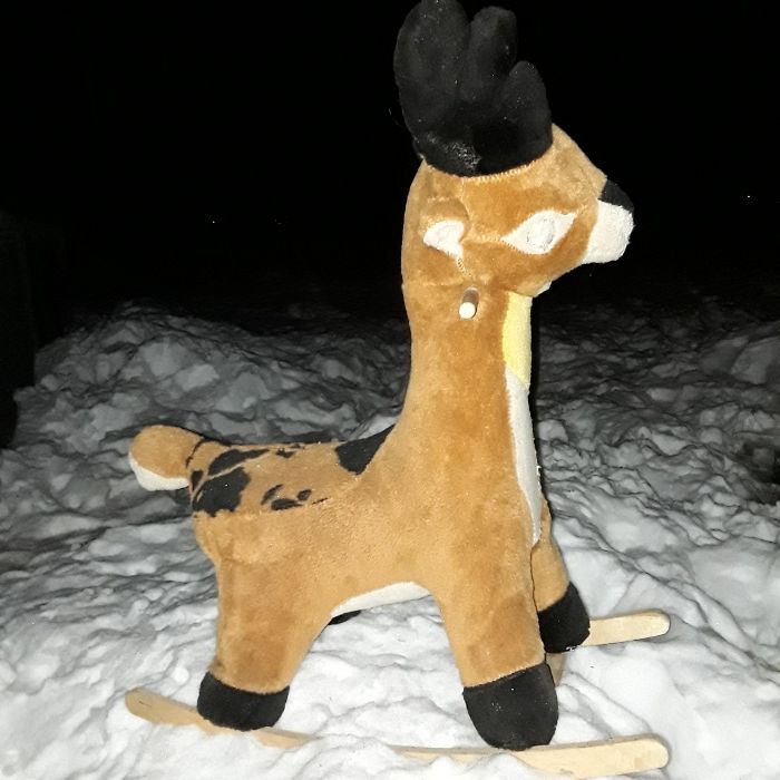 Олень каталка,гойдалка