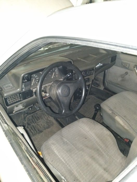 Опель кадет 1.3 не на ходу