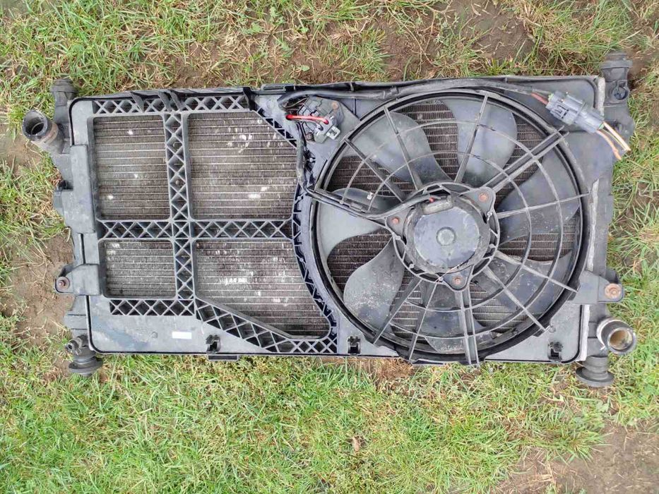 радіатори вентилятори дифузори Mercedes Opel Peugeot Renault Fiat дачі