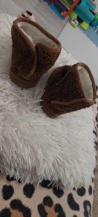Buty niemowlęce niechodki rozm.22