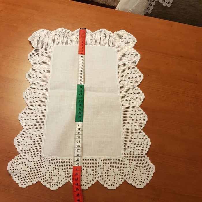 Panos de renda feitos à mão